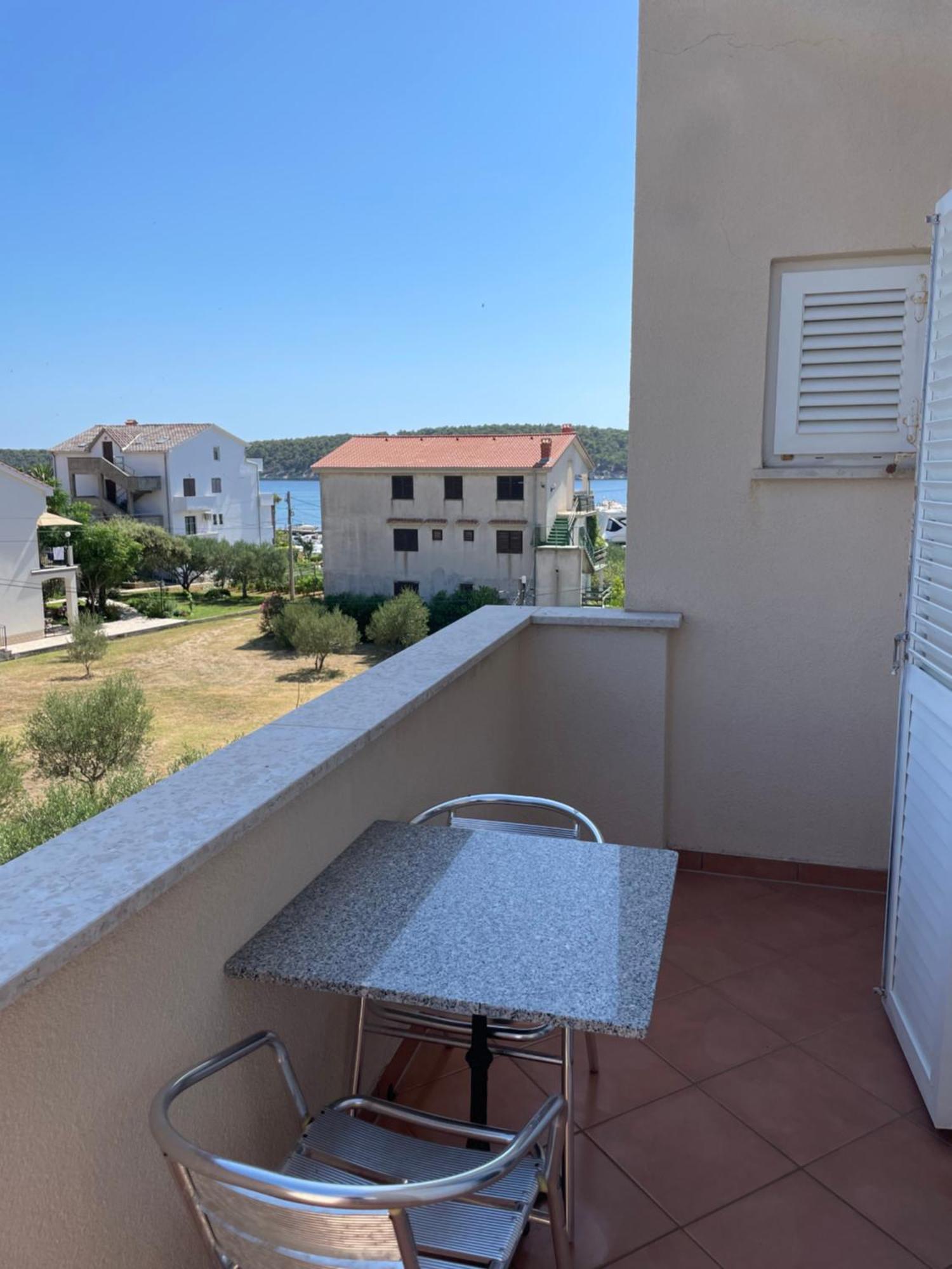Apartman Theresa Barbat na Rabu Exterior photo